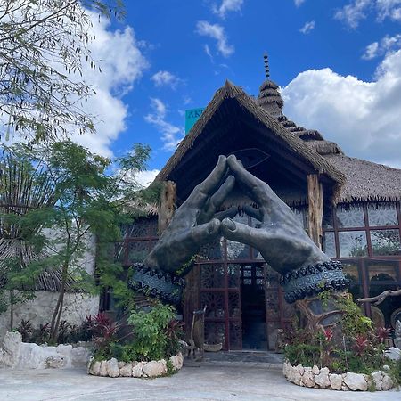 Akuazul Resorts Adults Only Канкун Экстерьер фото
