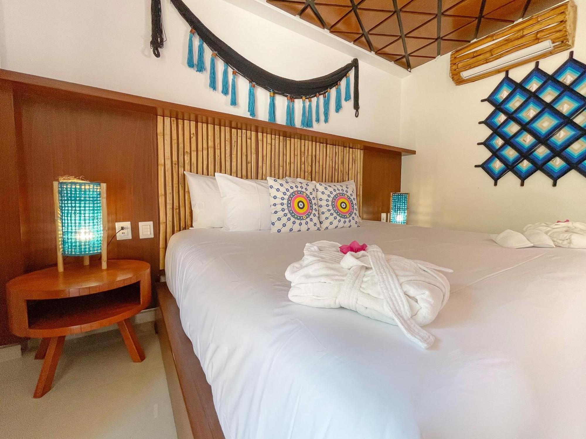 Akuazul Resorts Adults Only Канкун Экстерьер фото
